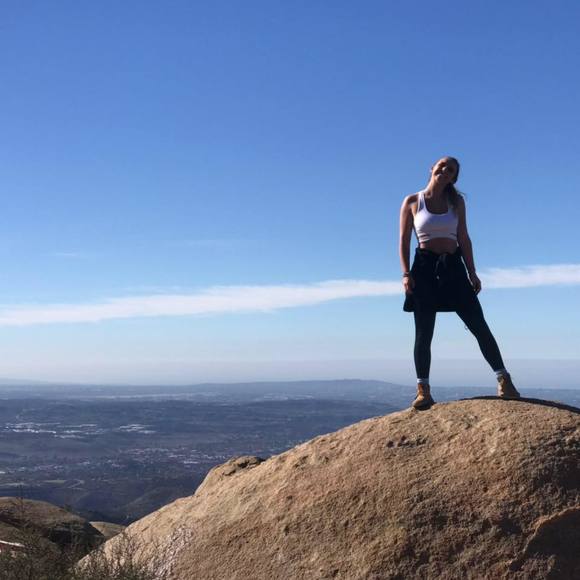 Meet your Posher, Taylor - Picture 1 of 1